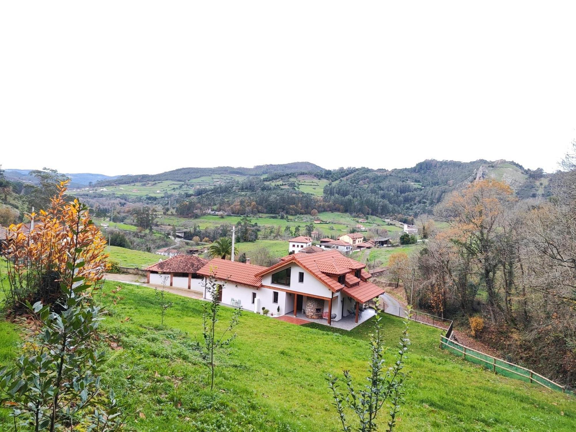 Reguero Gato Turismo Rural Candamin Exterior photo
